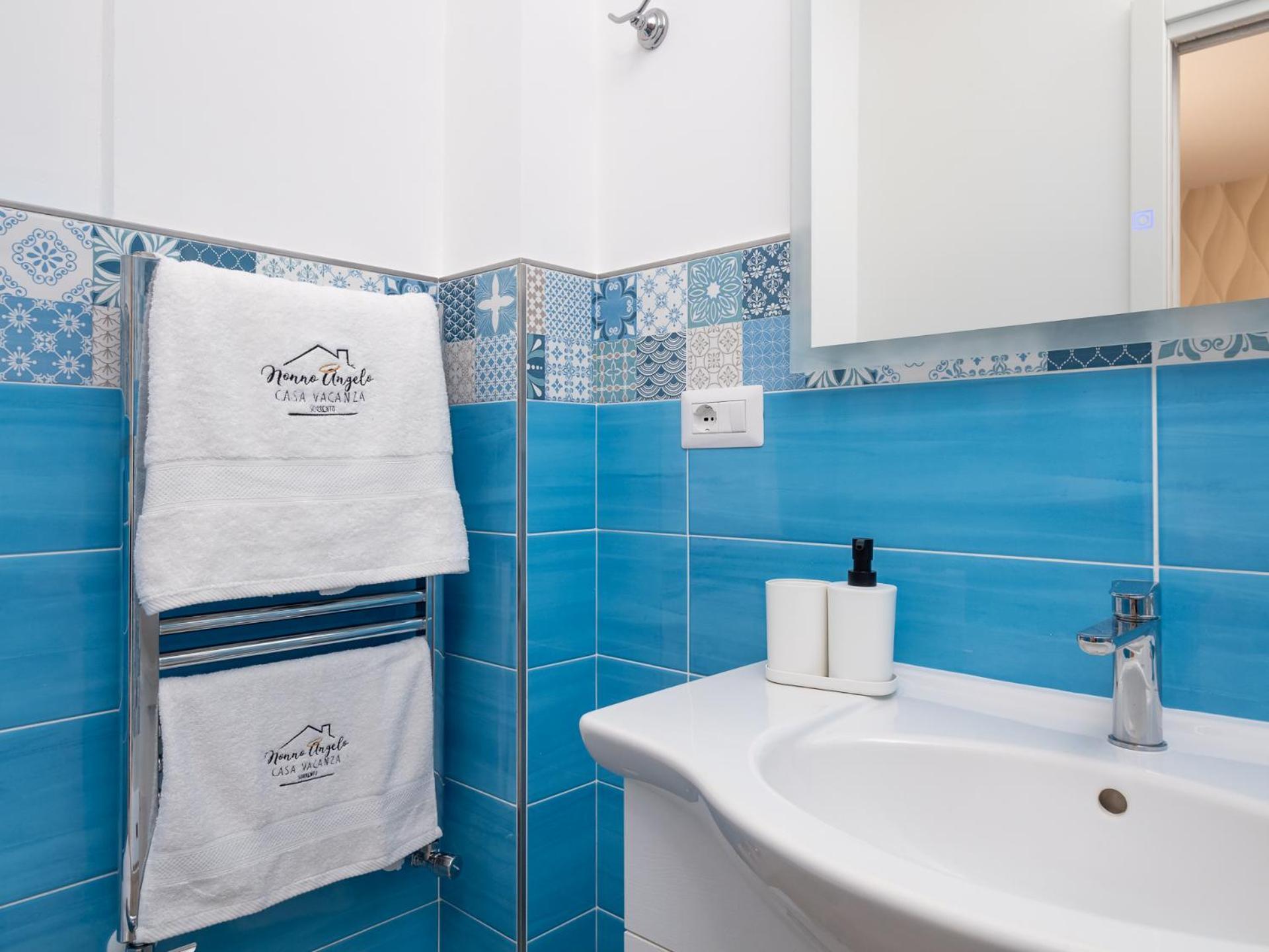 סורנטו Nonno Angelo - 4 Bedrooms With Free Parking & Seaview Balcony מראה חיצוני תמונה