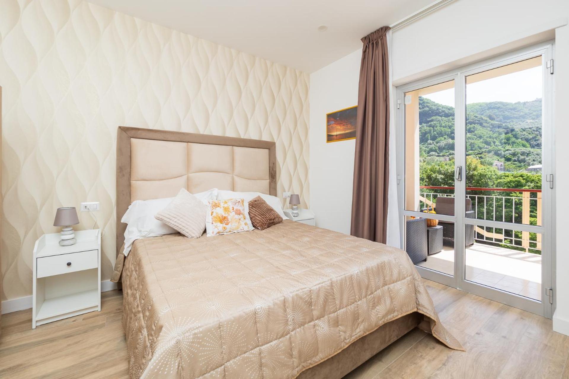 סורנטו Nonno Angelo - 4 Bedrooms With Free Parking & Seaview Balcony מראה חיצוני תמונה