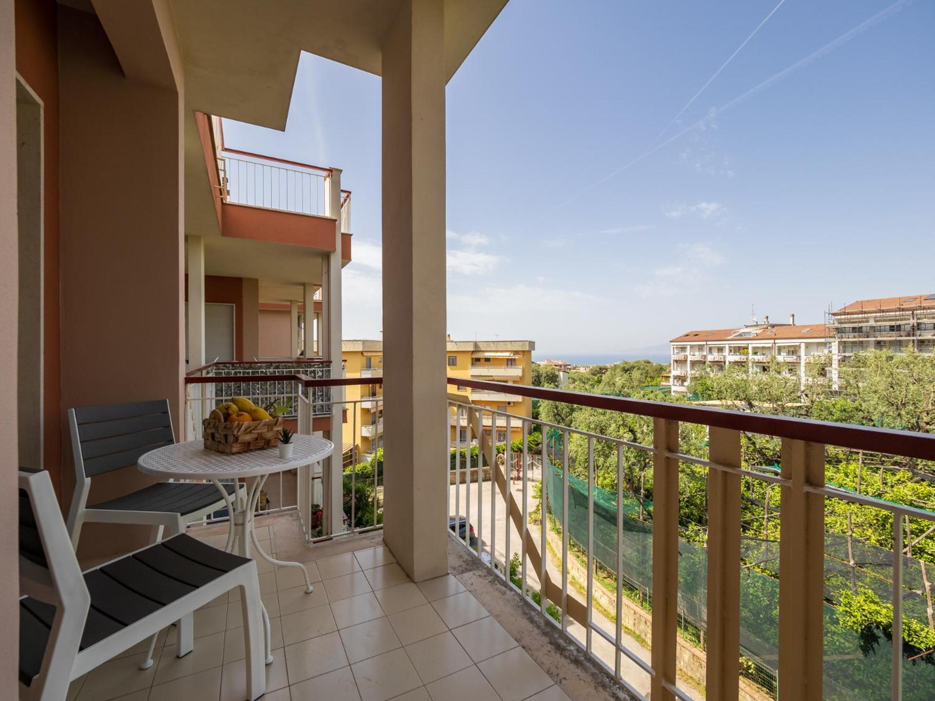 סורנטו Nonno Angelo - 4 Bedrooms With Free Parking & Seaview Balcony מראה חיצוני תמונה